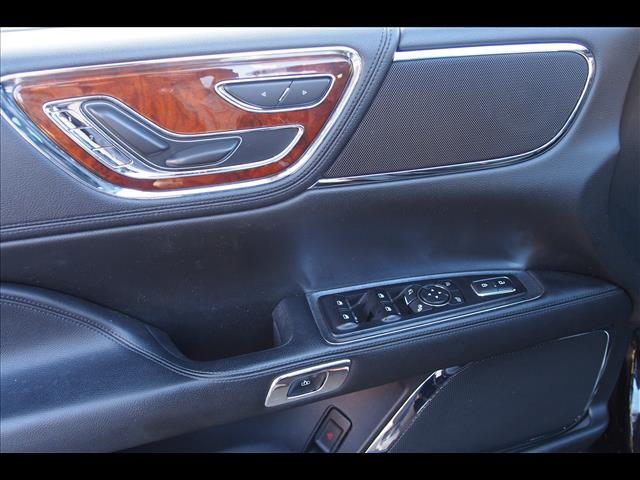 2019 Lincoln Continental Select