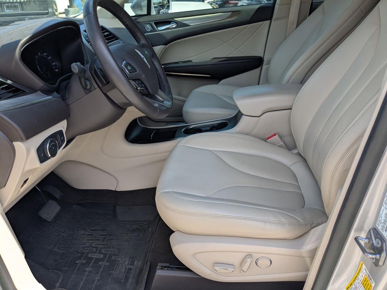 2019 Lincoln MKC Standard