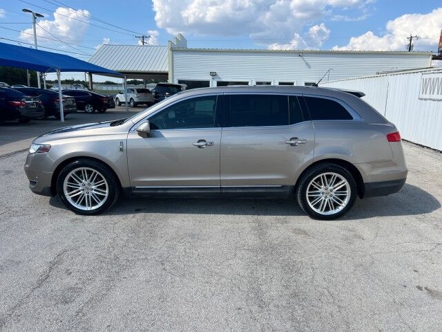 2019 Lincoln MKT Reserve Gainesville TX