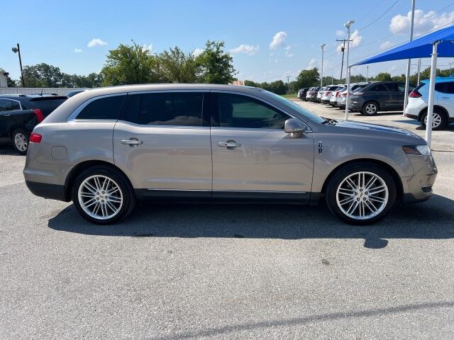 2019 Lincoln MKT Reserve Gainesville TX