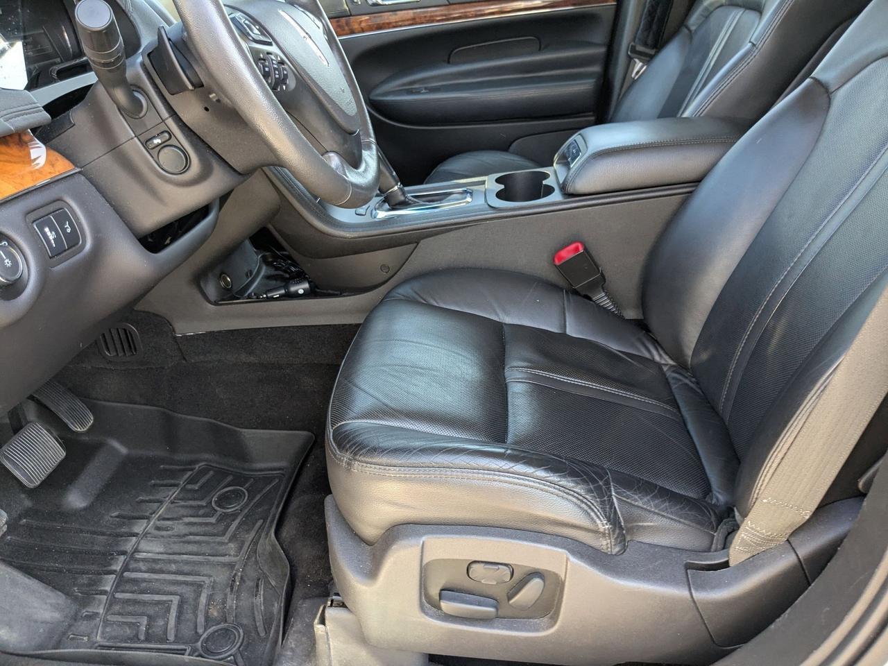 2019 Lincoln MKT Reserve