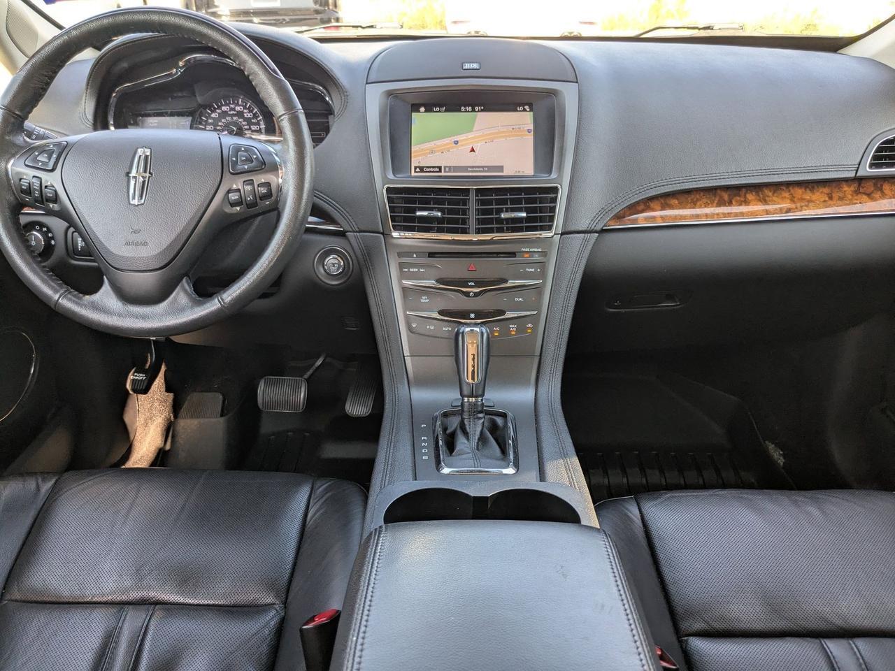2019 Lincoln MKT Reserve