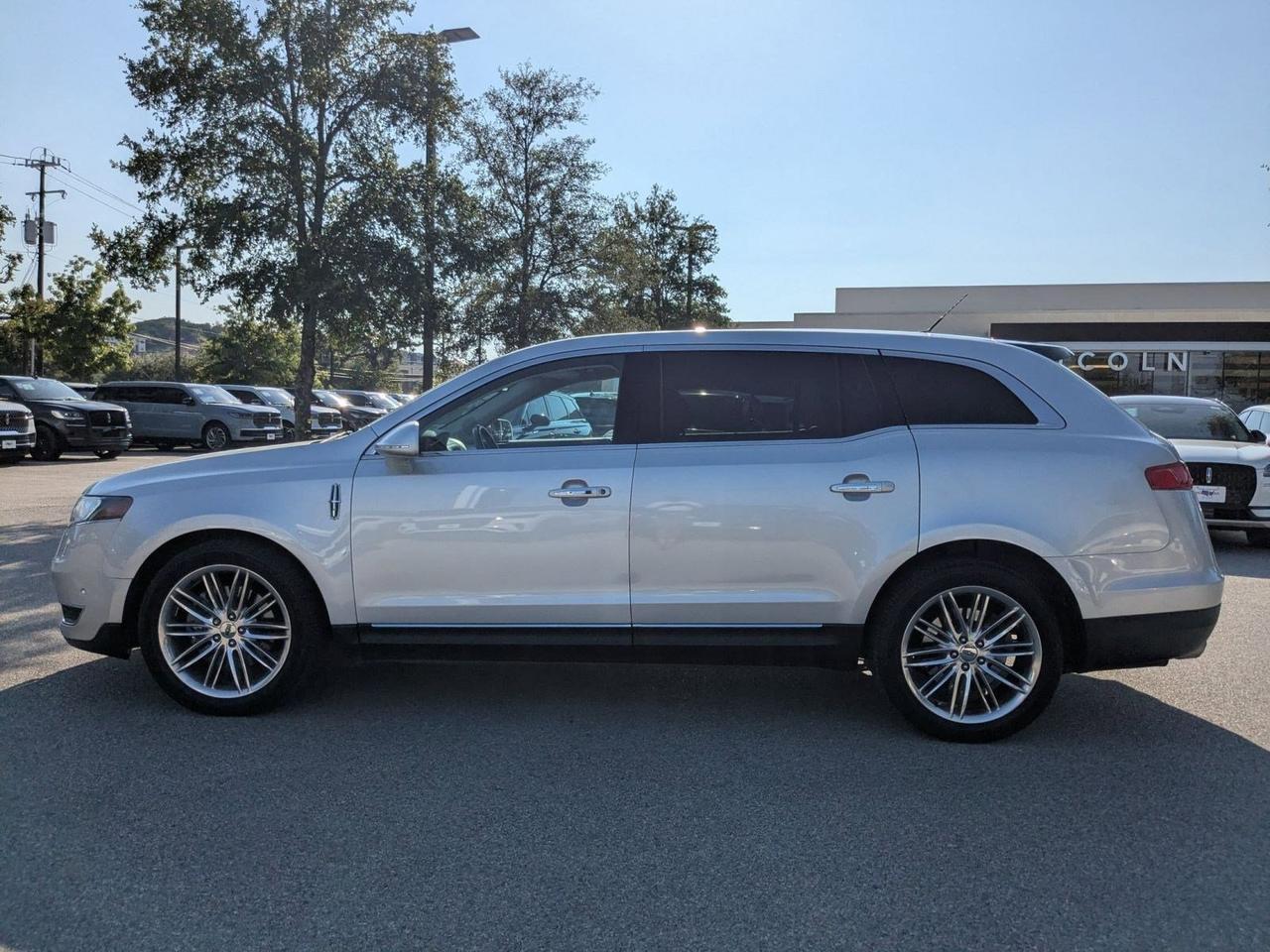 2019 Lincoln MKT Reserve