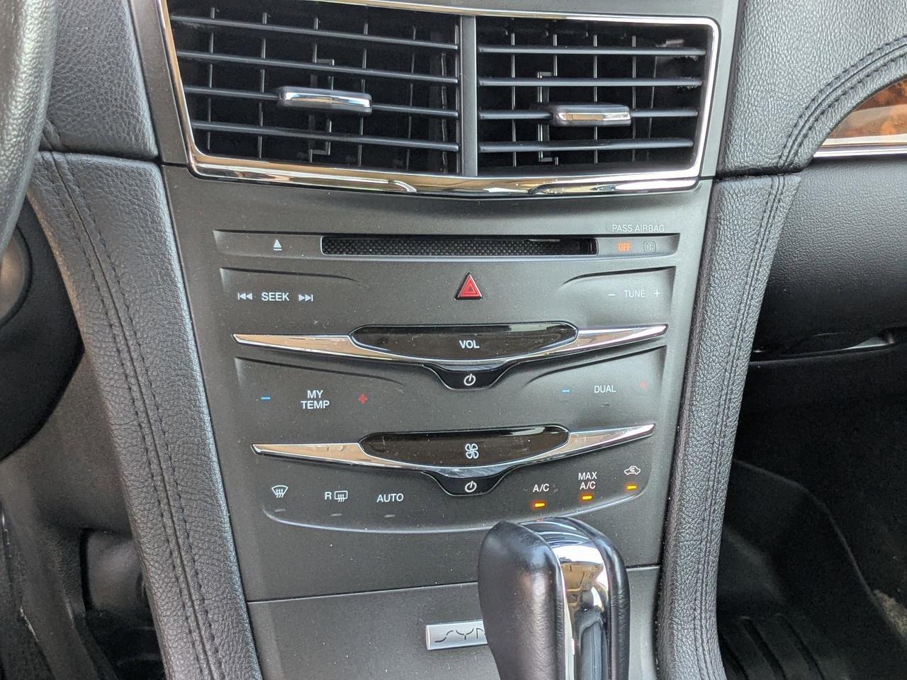 2019 Lincoln MKT Reserve