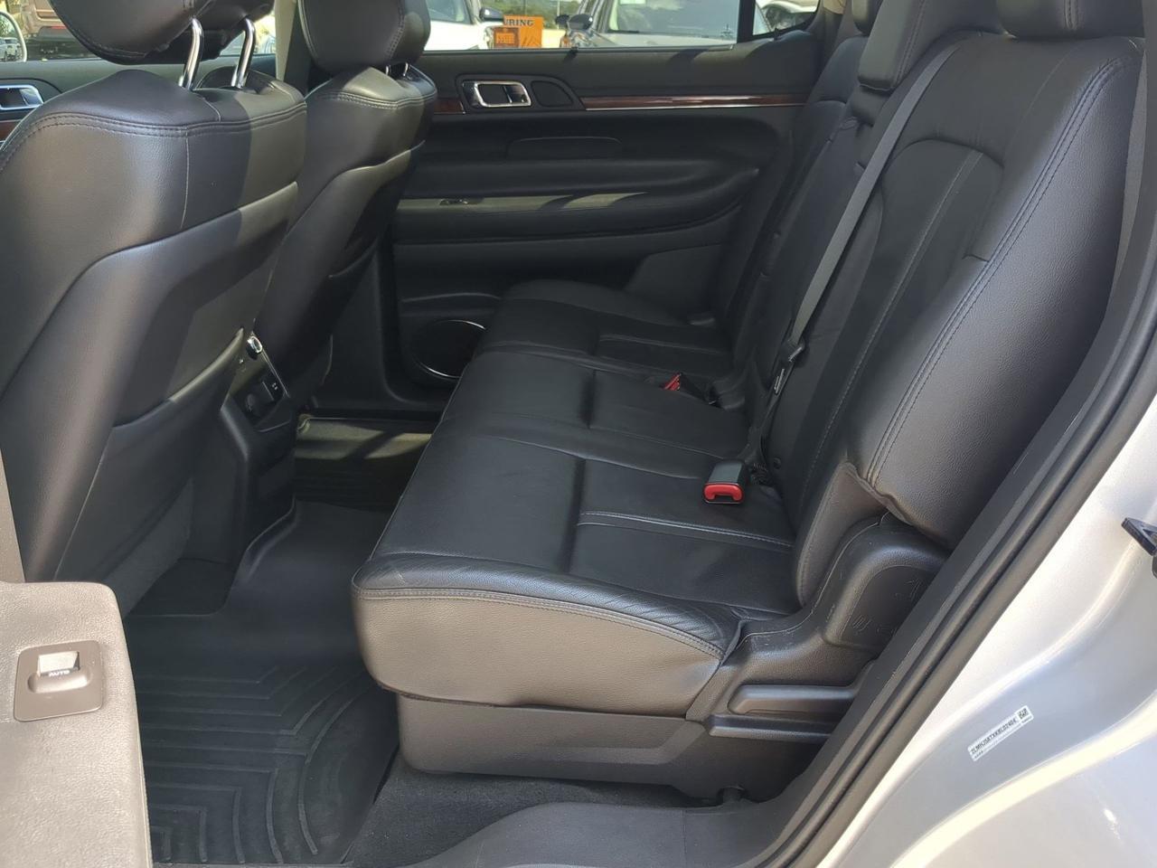 2019 Lincoln MKT Reserve