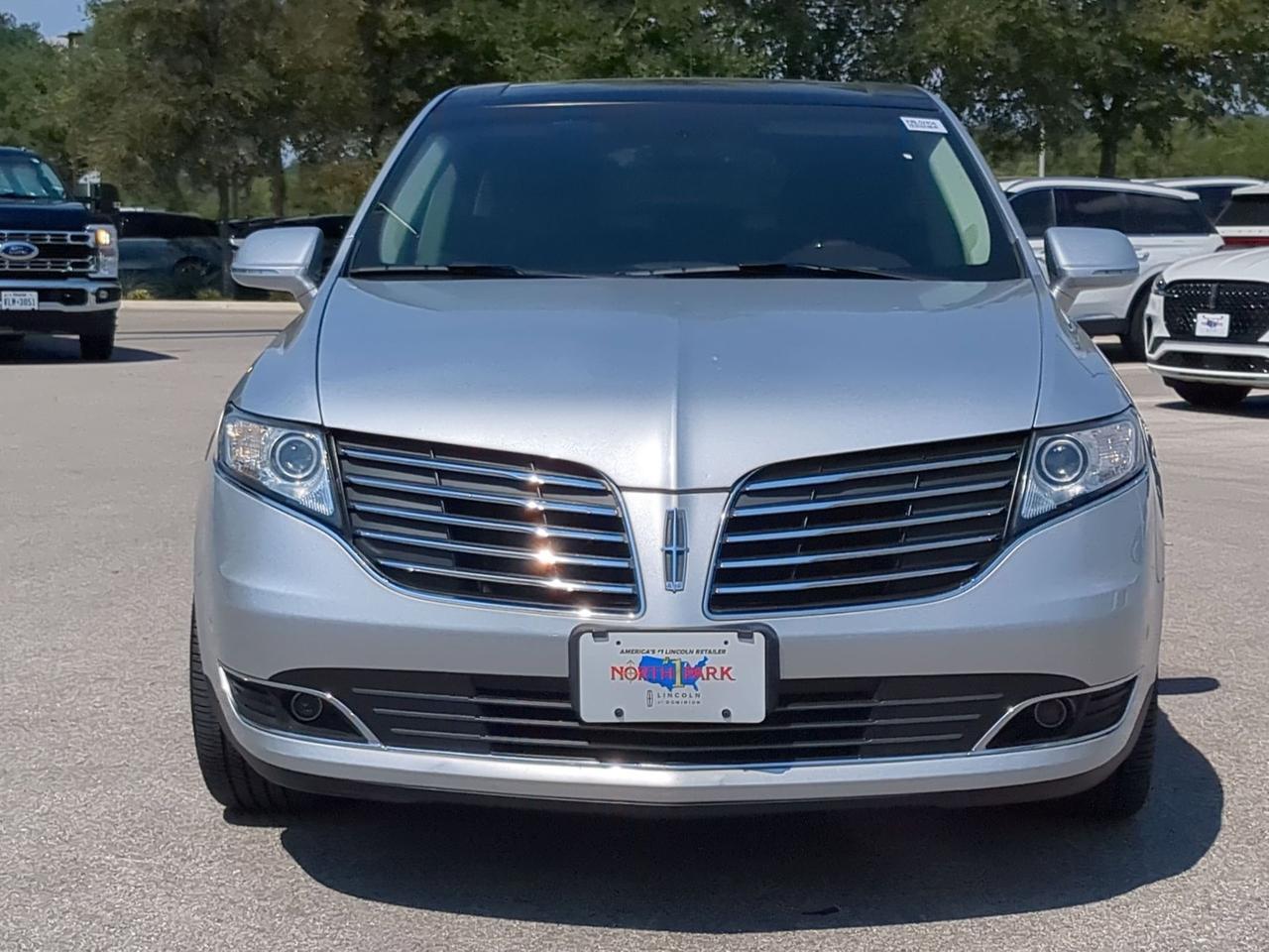 2019 Lincoln MKT Reserve