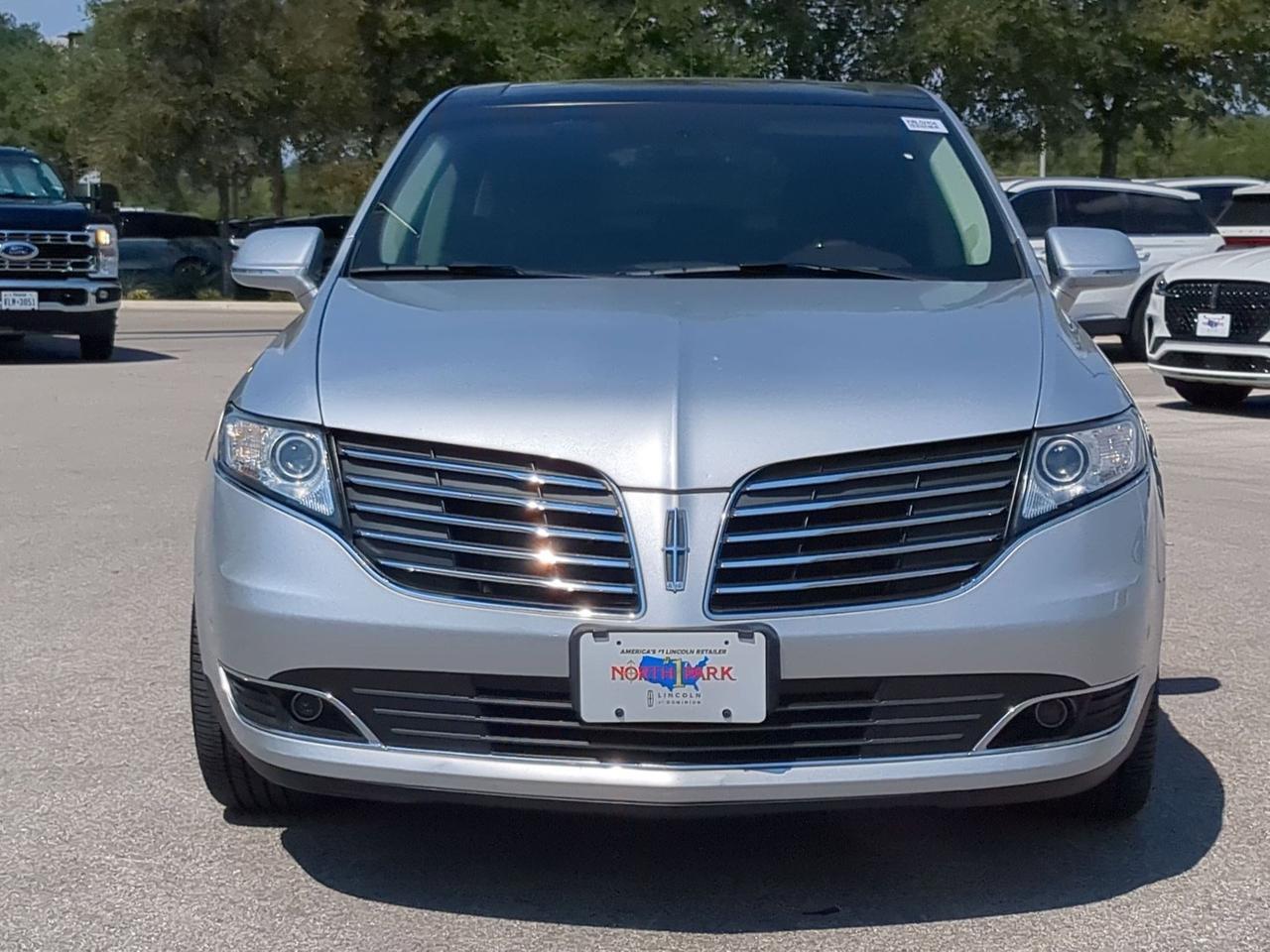 2019 Lincoln MKT Reserve