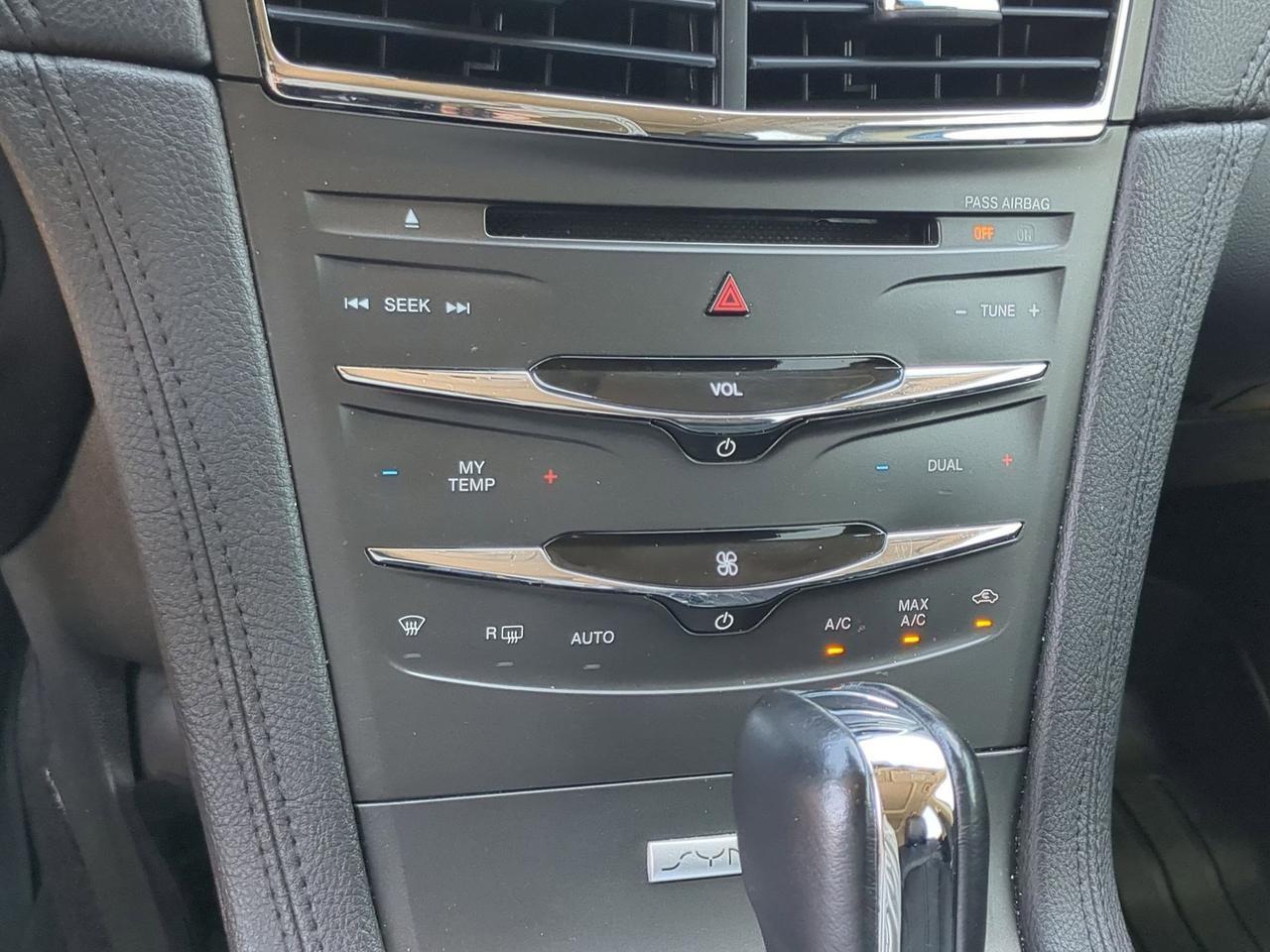 2019 Lincoln MKT Reserve