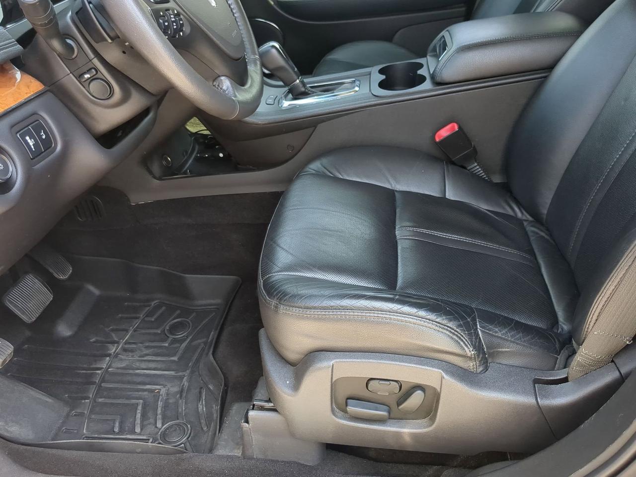 2019 Lincoln MKT Reserve