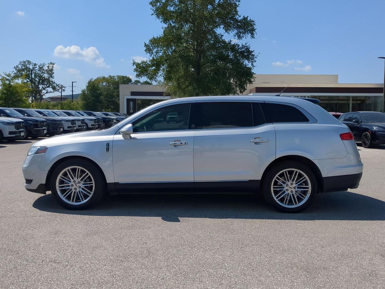 2019 Lincoln MKT Reserve