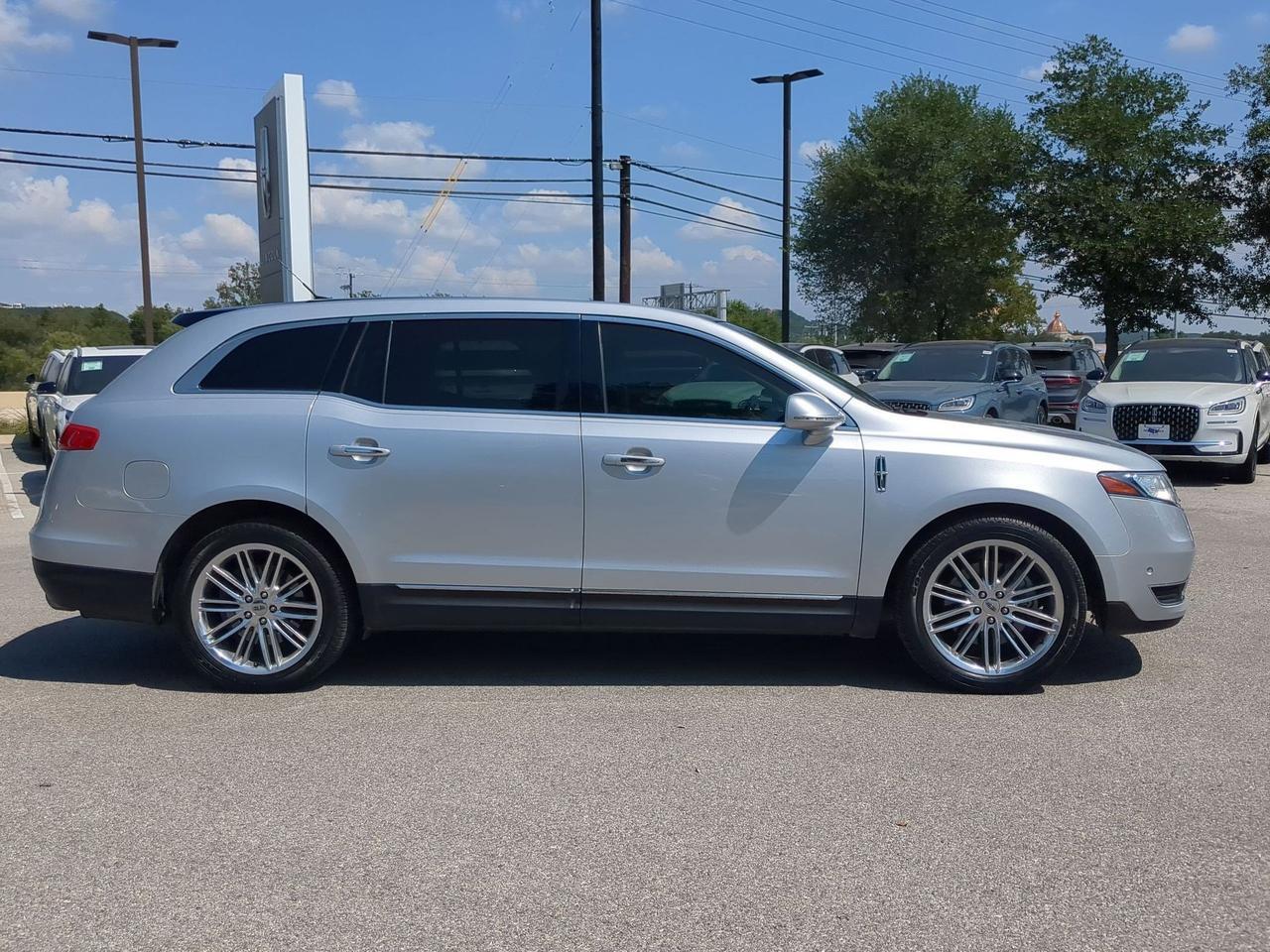 2019 Lincoln MKT Reserve