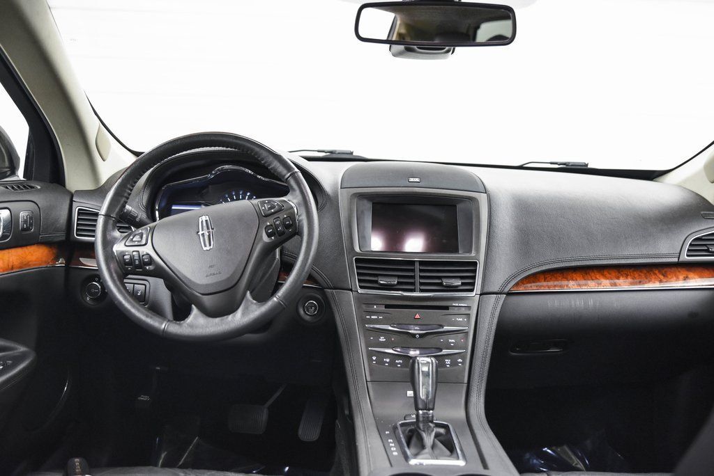 2019 Lincoln MKT Standard Akron OH