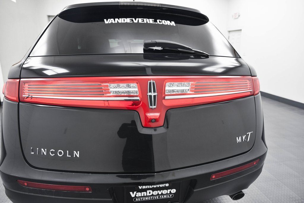2019 Lincoln MKT Standard Akron OH