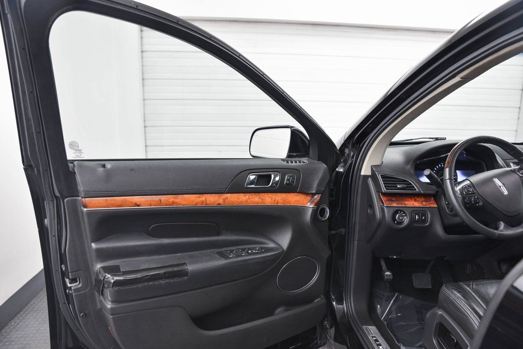 2019 Lincoln MKT Standard Akron OH