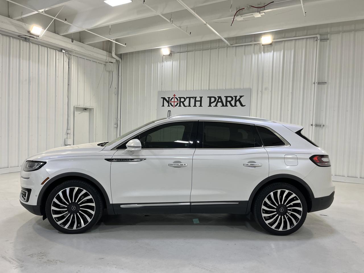 2019 Lincoln Nautilus Black Label