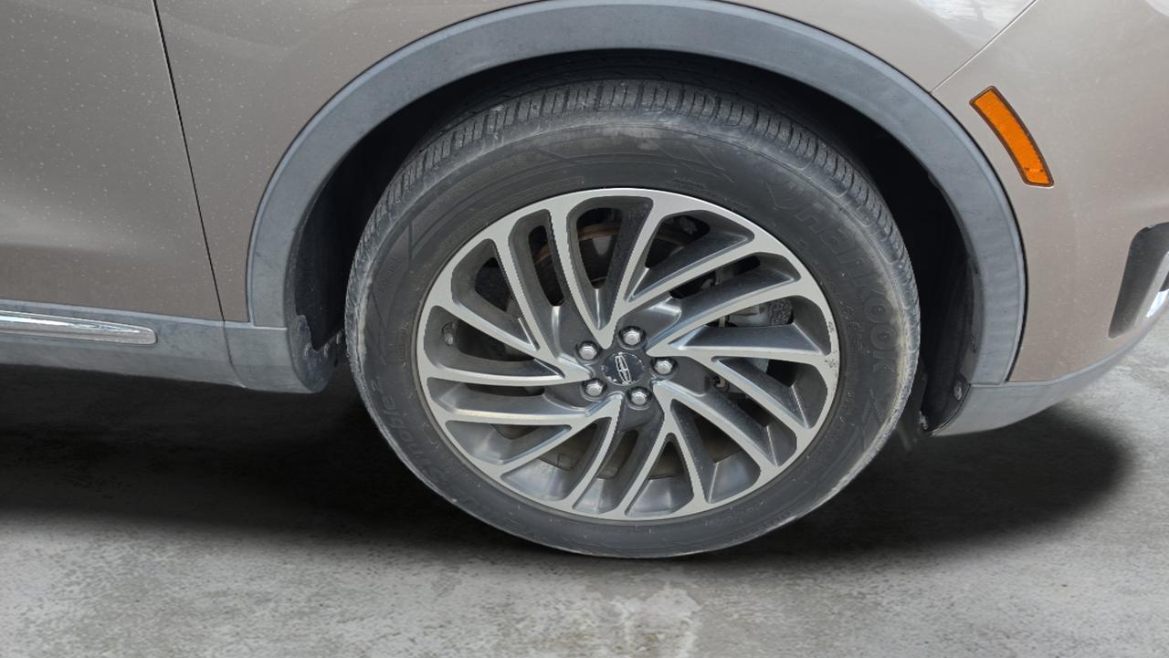 2019 Lincoln Nautilus Reserve