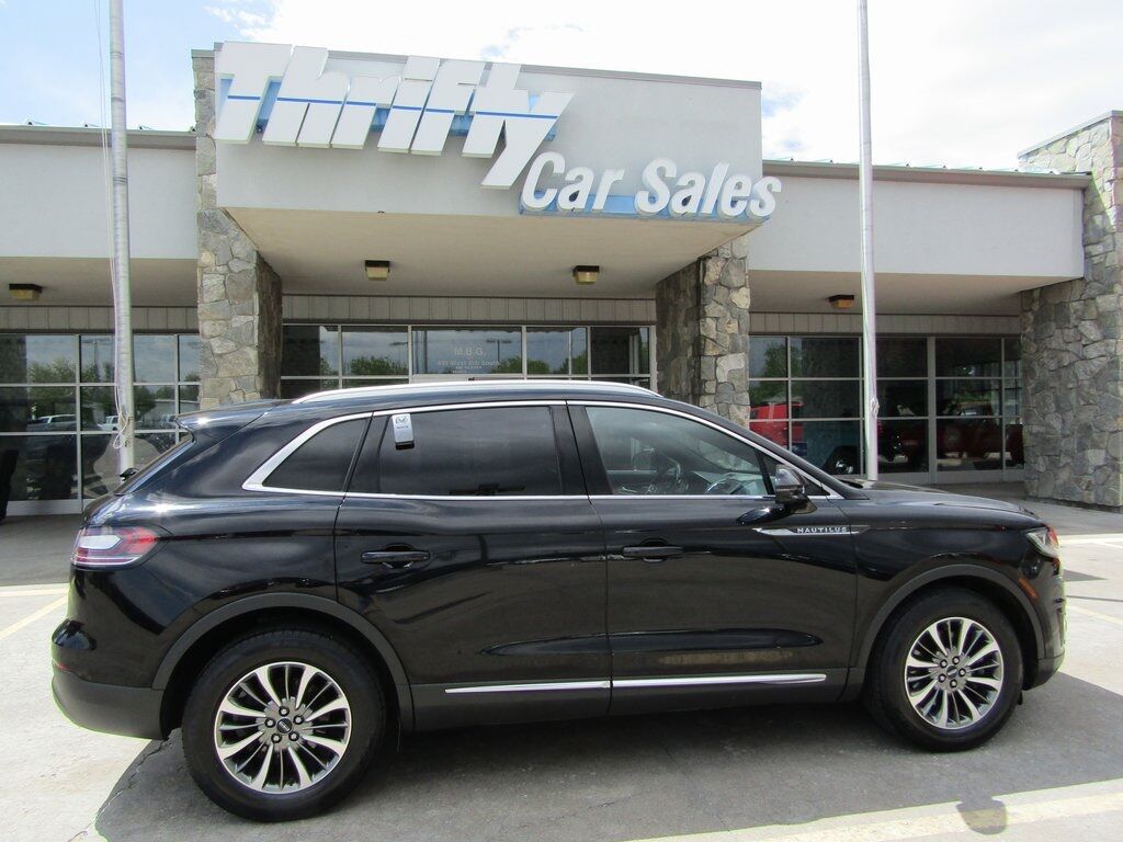 2019 Lincoln Nautilus Select