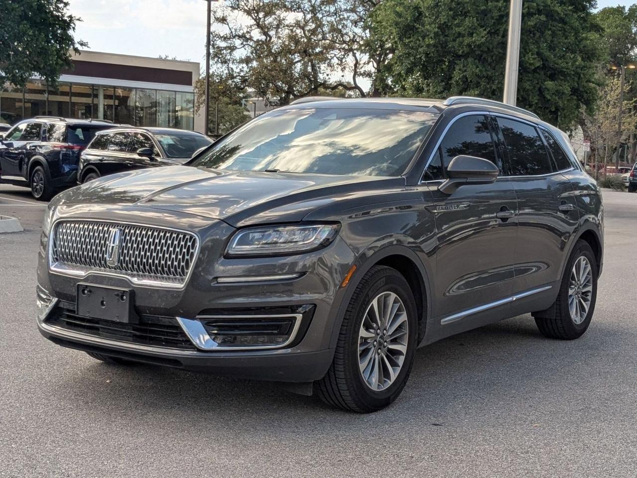 2019 Lincoln Nautilus Select