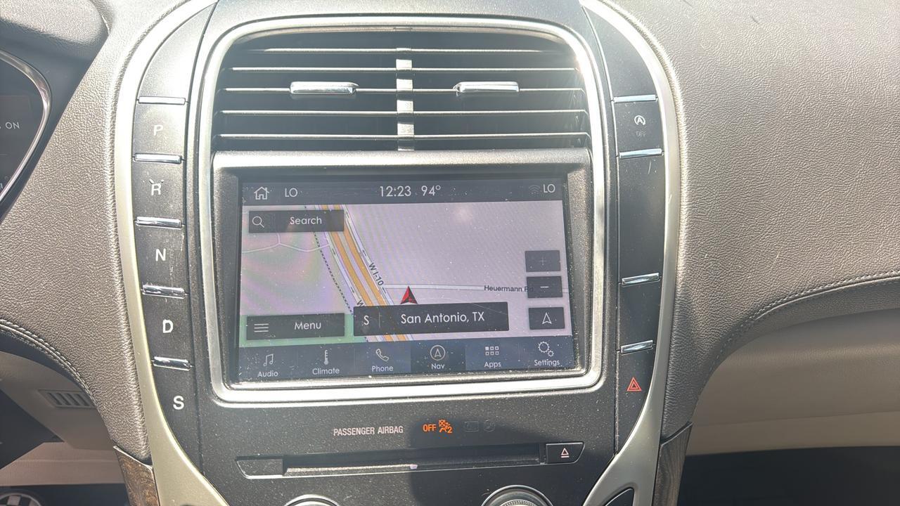 2019 Lincoln Nautilus Select
