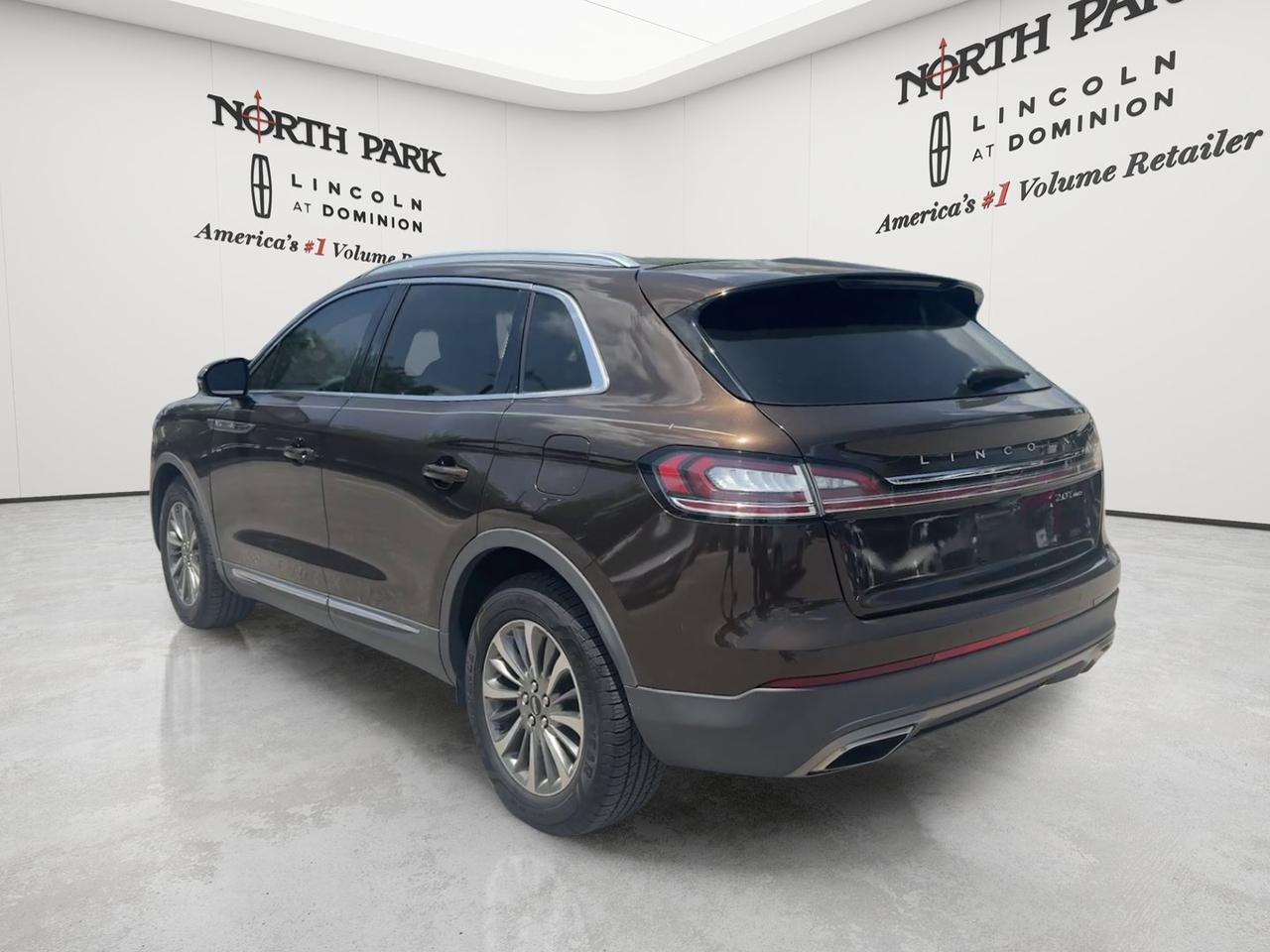 2019 Lincoln Nautilus Select