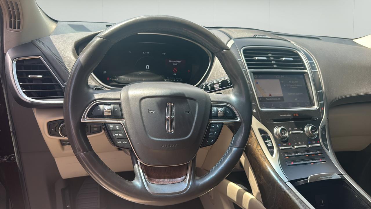 2019 Lincoln Nautilus Select
