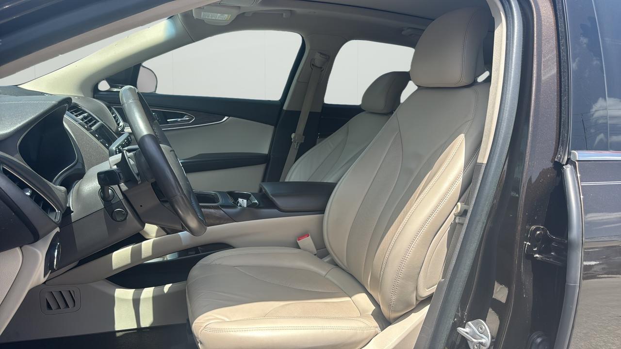 2019 Lincoln Nautilus Select