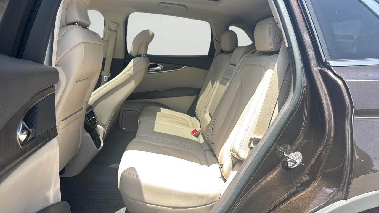 2019 Lincoln Nautilus Select