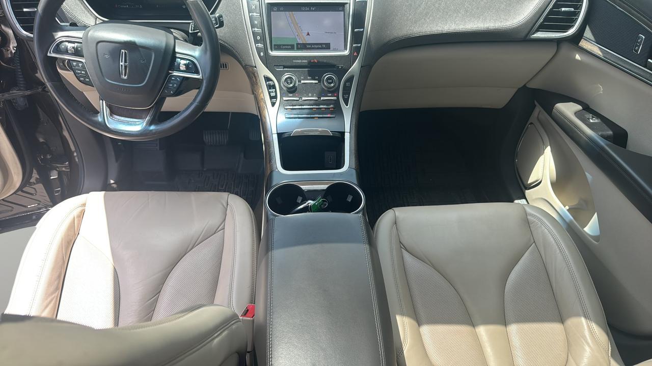 2019 Lincoln Nautilus Select