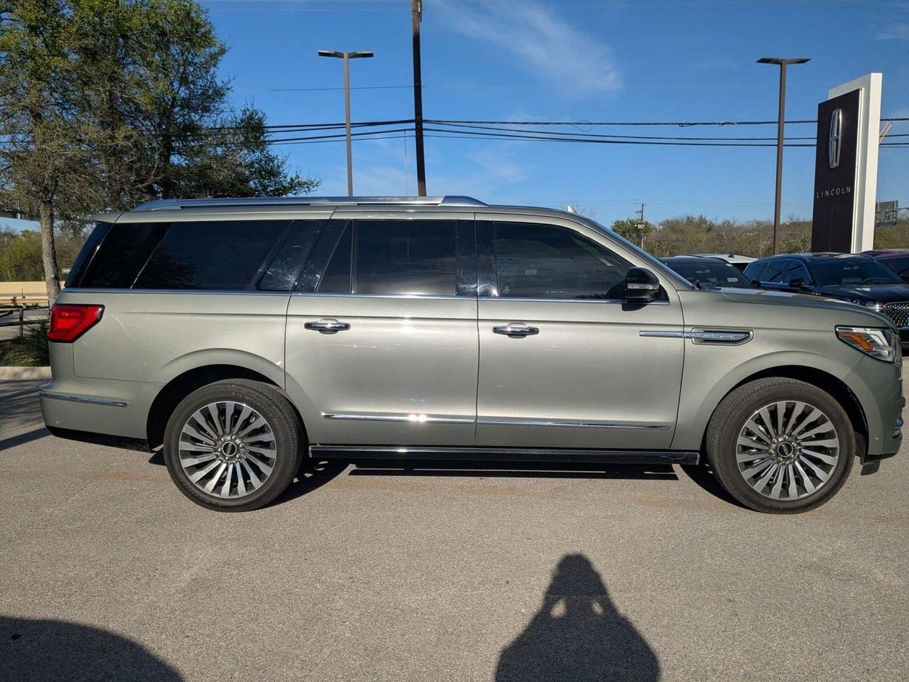 2019 Lincoln Navigator L Reserve
