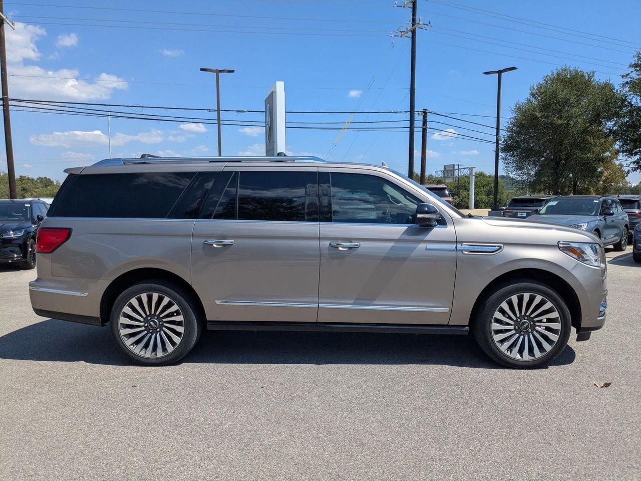 2019 Lincoln Navigator L Reserve