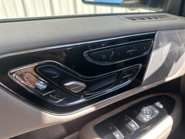 2019 Lincoln Navigator L Reserve Watertown SD