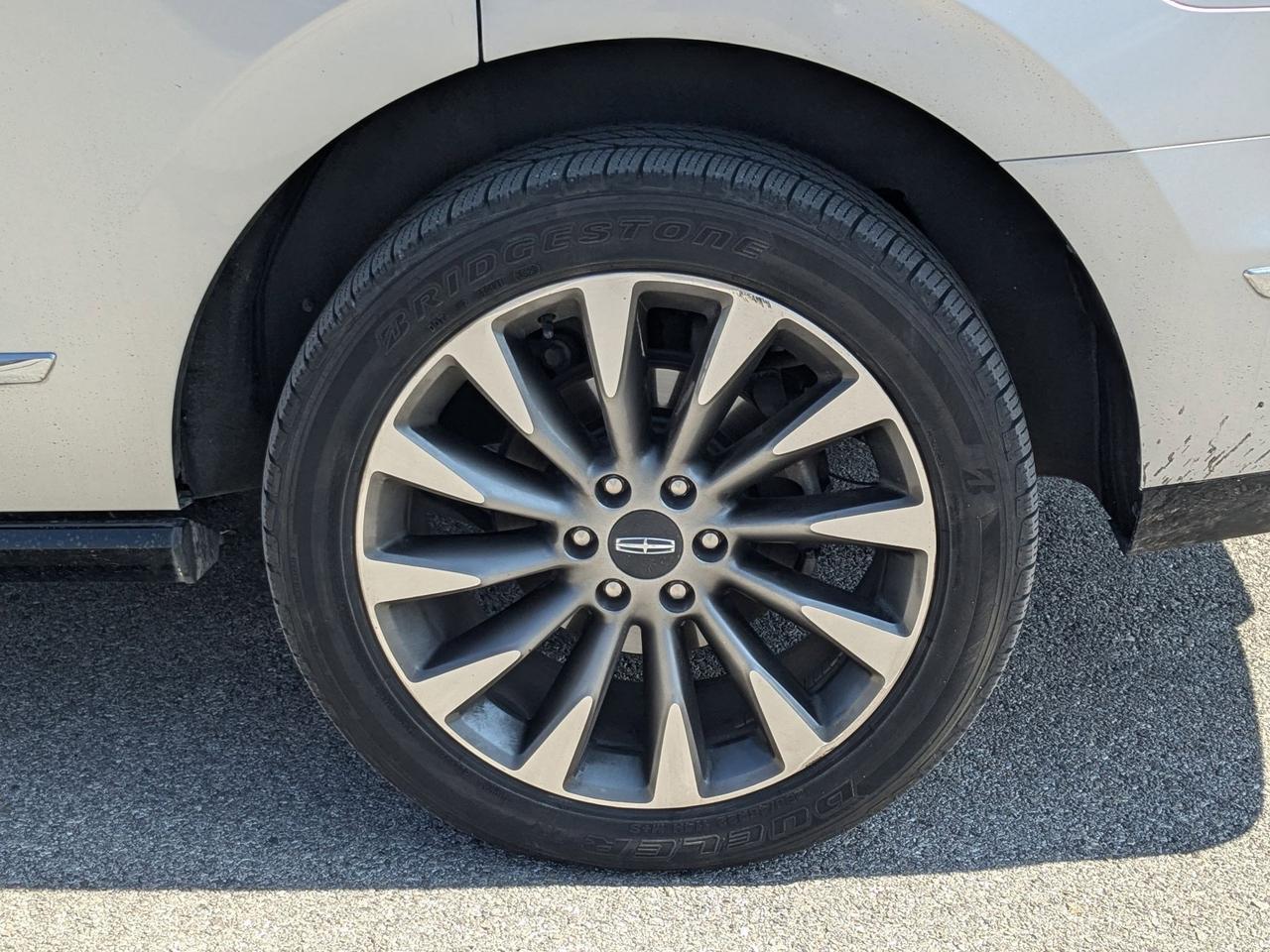 2019 Lincoln Navigator Select