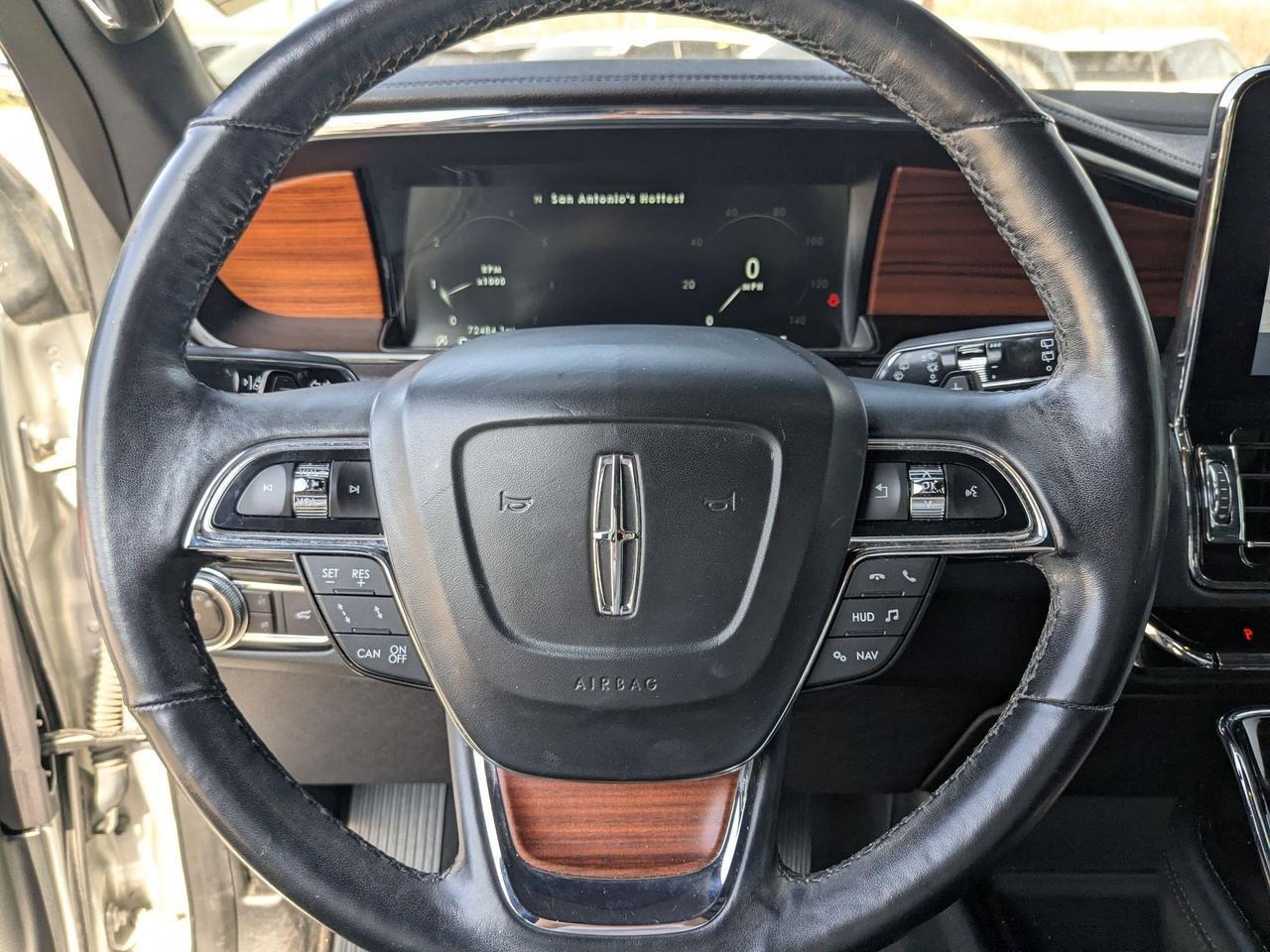 2019 Lincoln Navigator Select