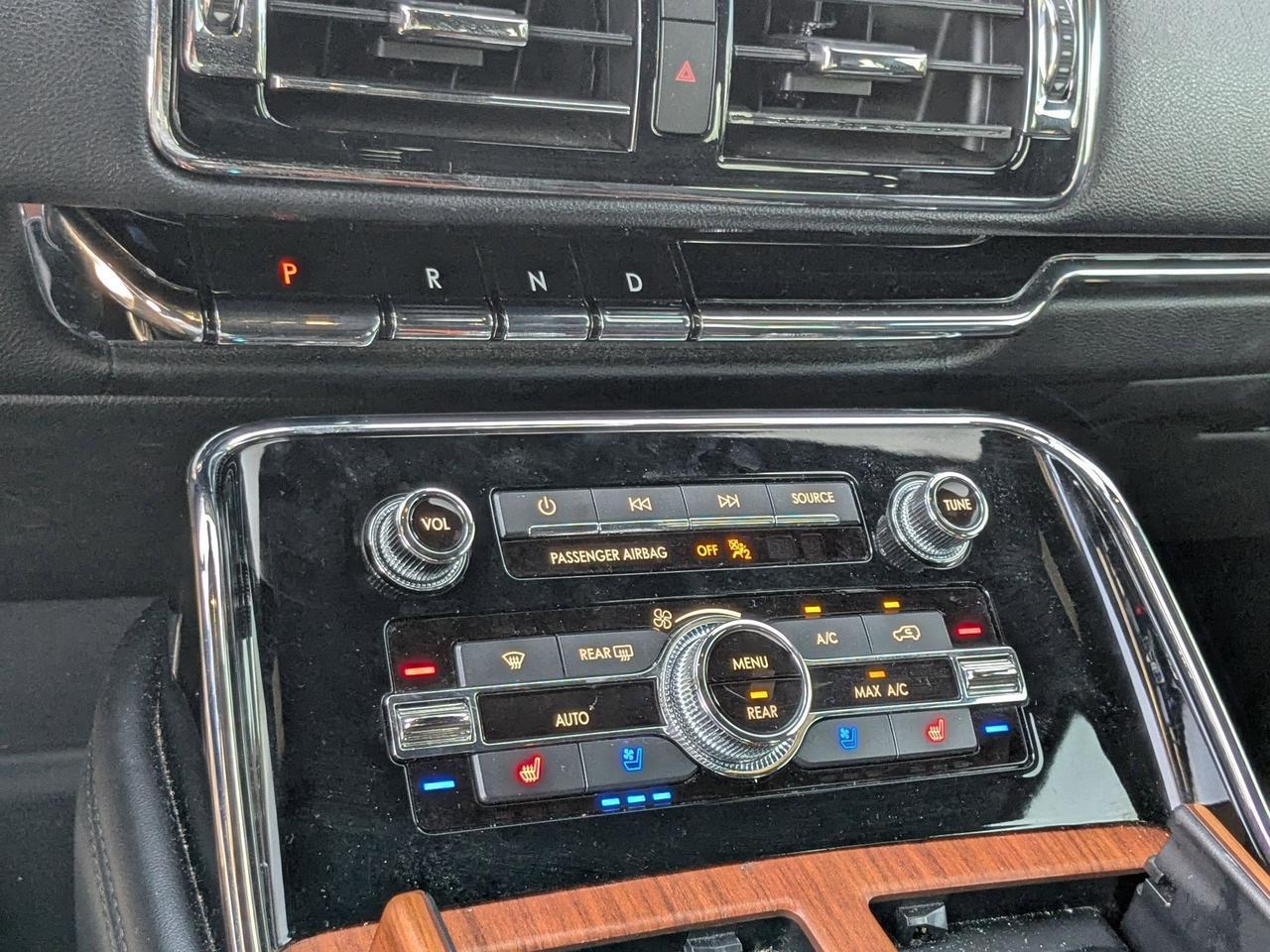 2019 Lincoln Navigator Select