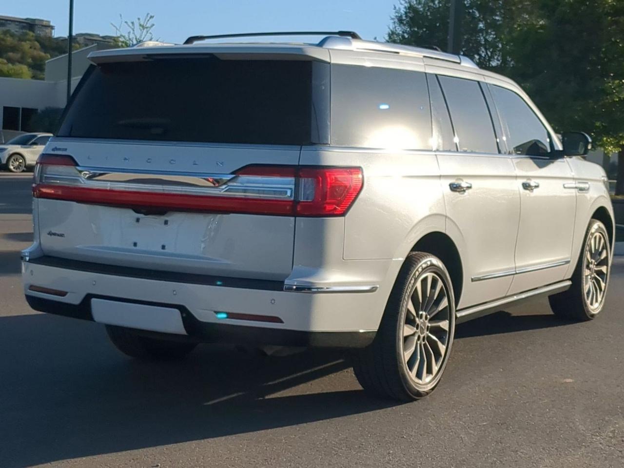 2019 Lincoln Navigator Select