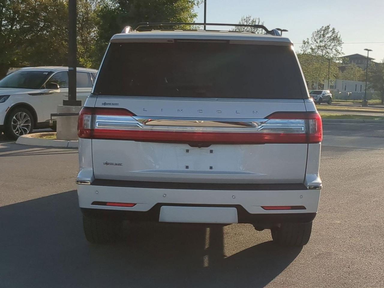 2019 Lincoln Navigator Select