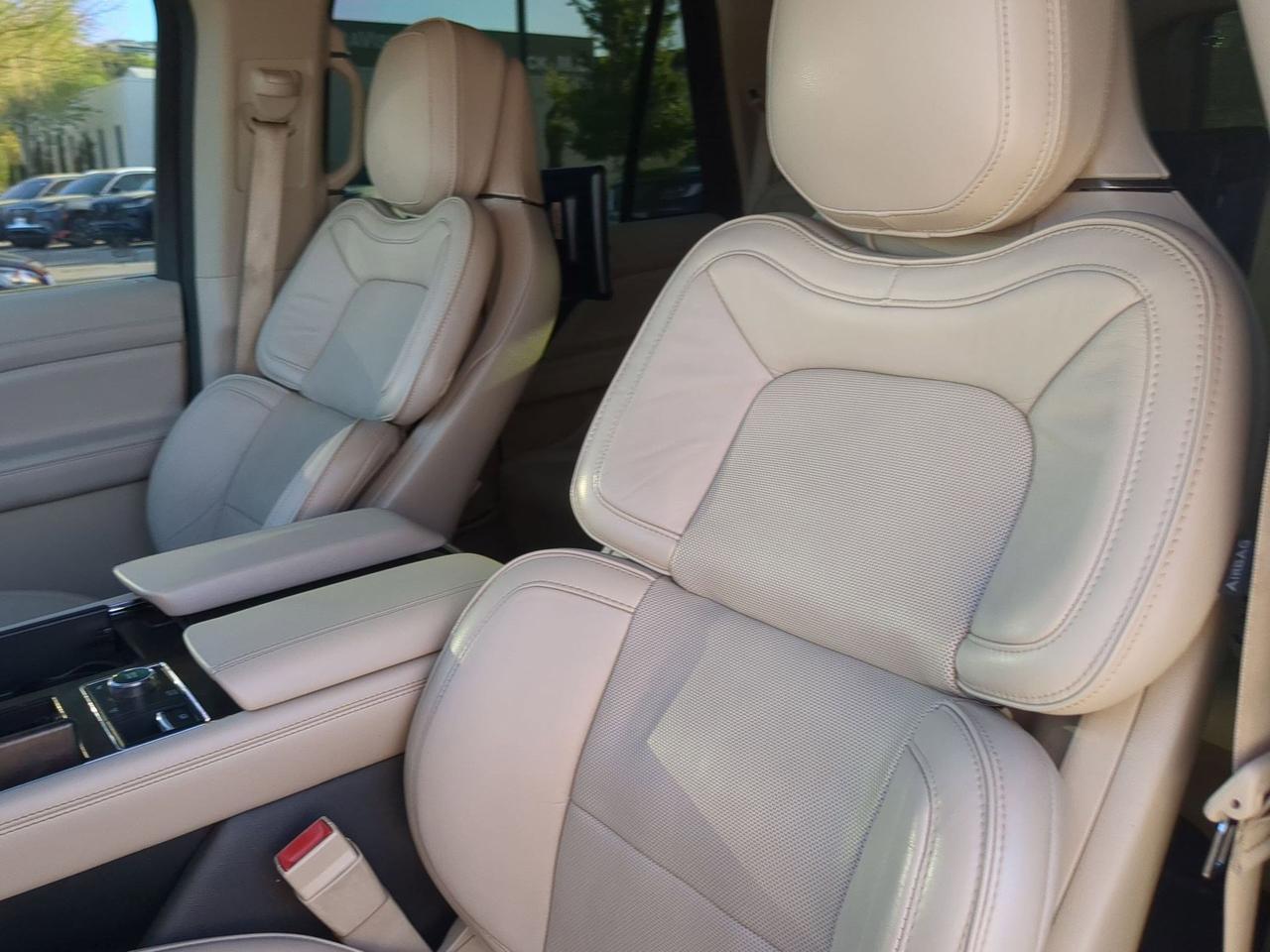 2019 Lincoln Navigator Select