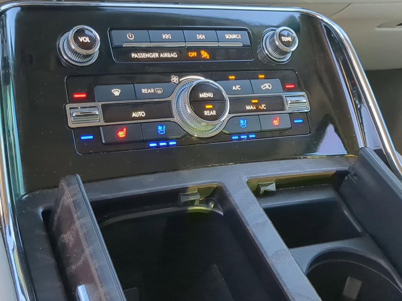 2019 Lincoln Navigator Select