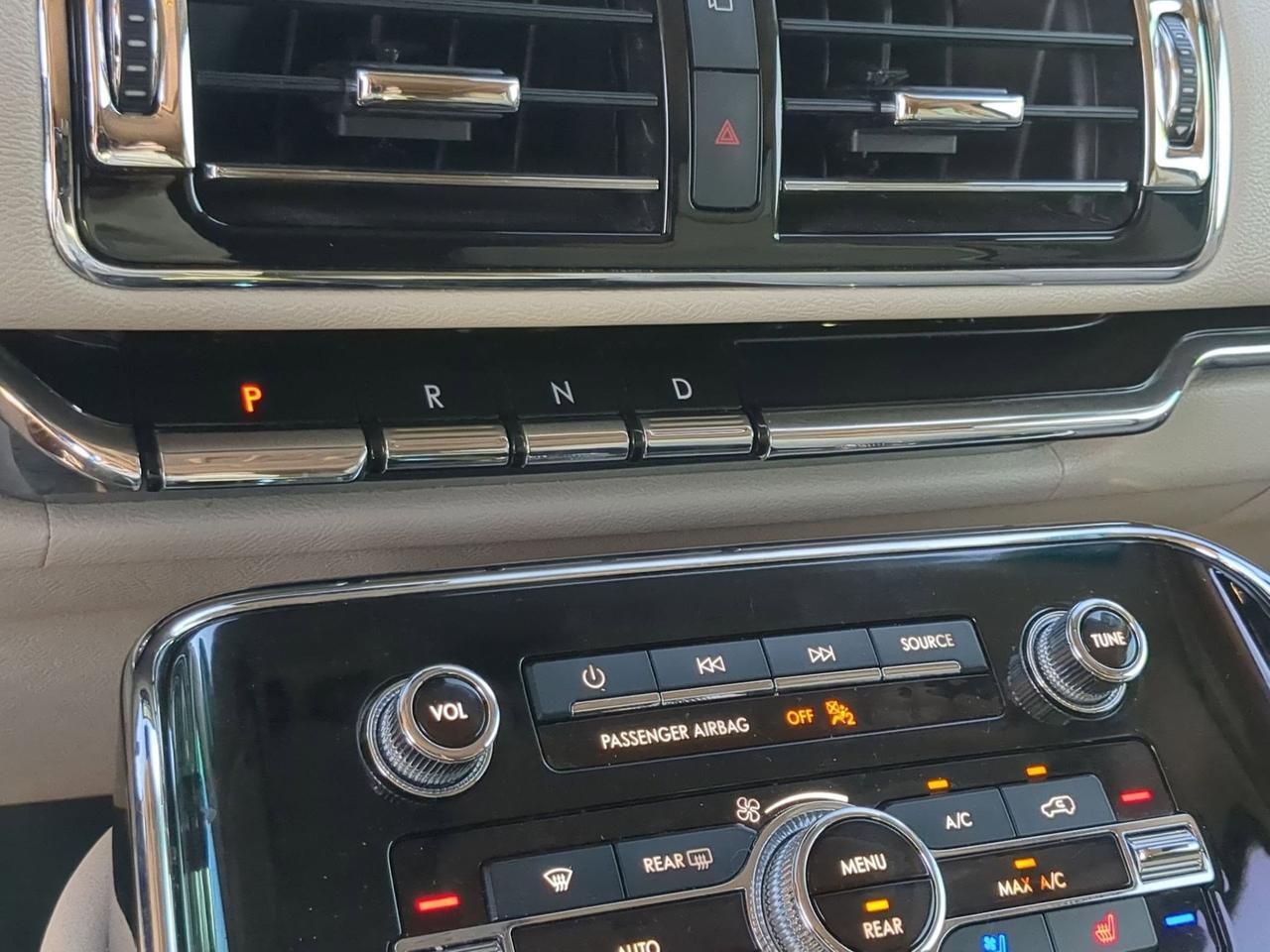 2019 Lincoln Navigator Select