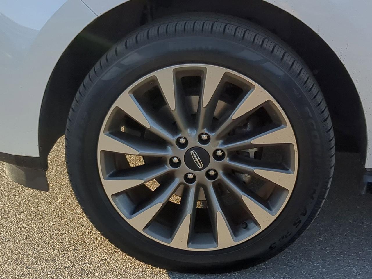 2019 Lincoln Navigator Select