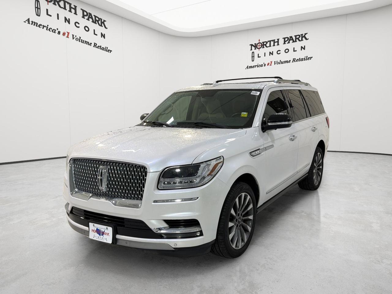 2019 Lincoln Navigator Select