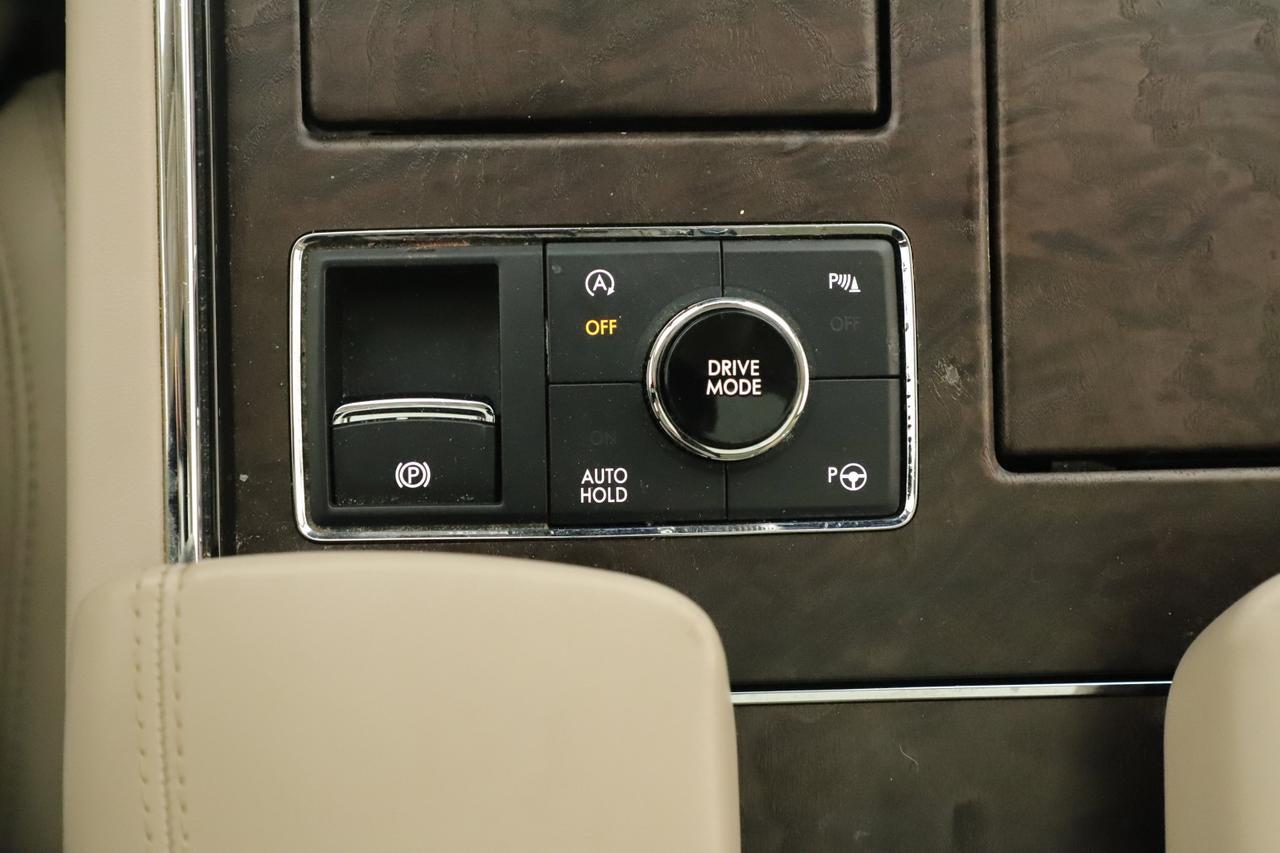 2019 Lincoln Navigator Select
