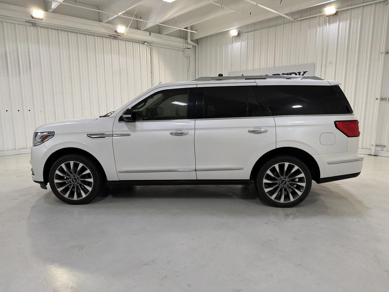 2019 Lincoln Navigator Select