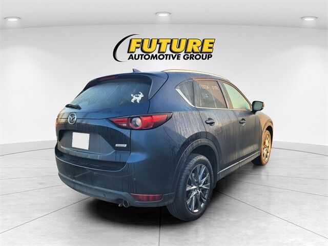 2019 MAZDA CX-5 Signature