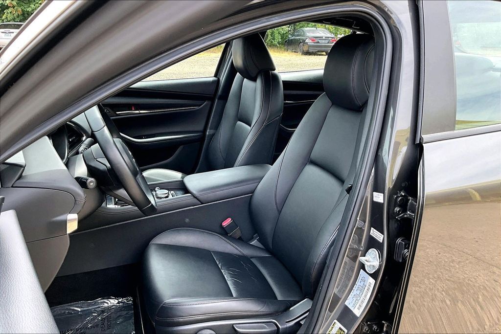 2019 MAZDA Mazda3 Select OR