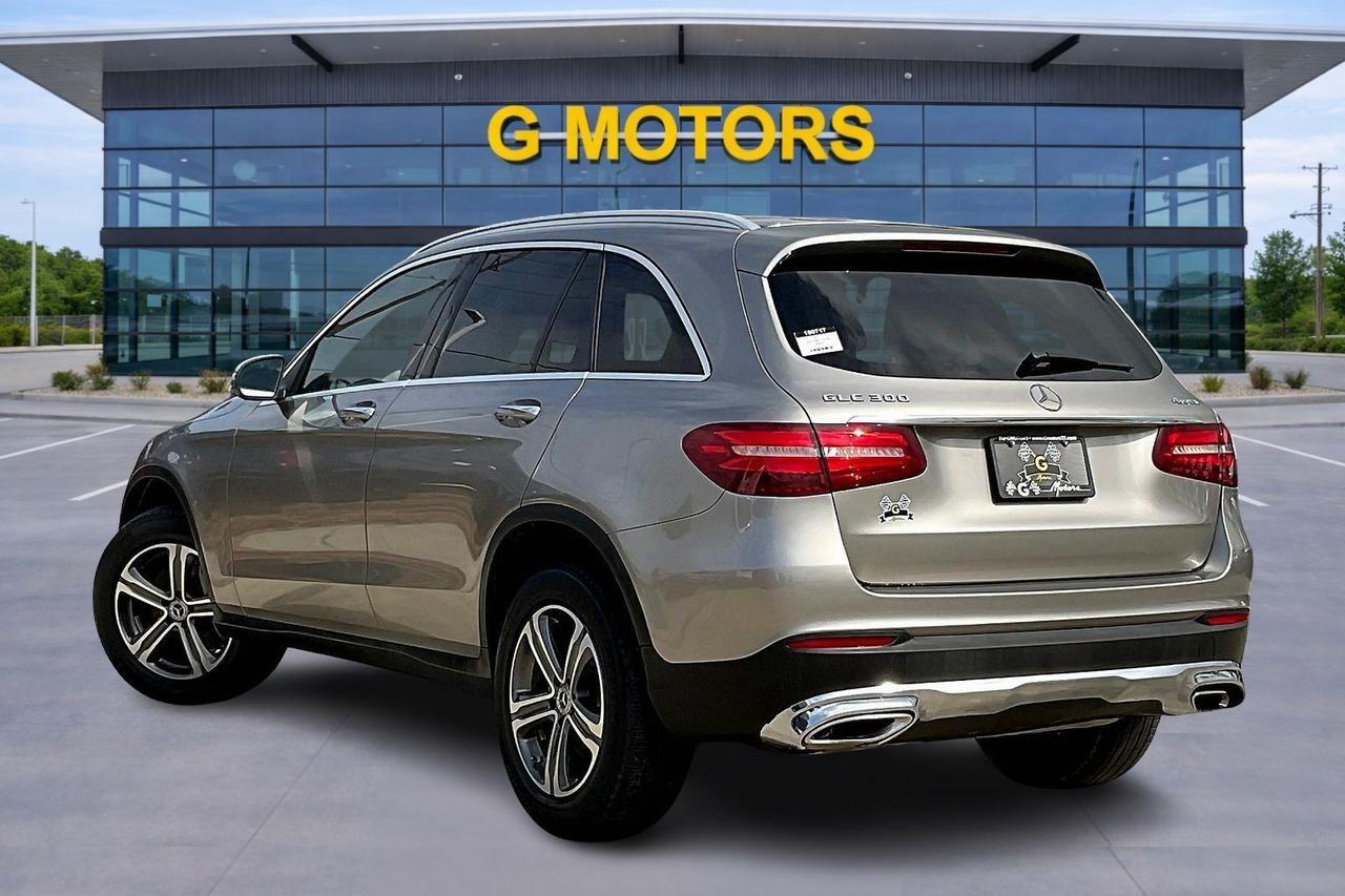 2019 MERCEDES-BENZ GLC 300 4MATIC Houston TX