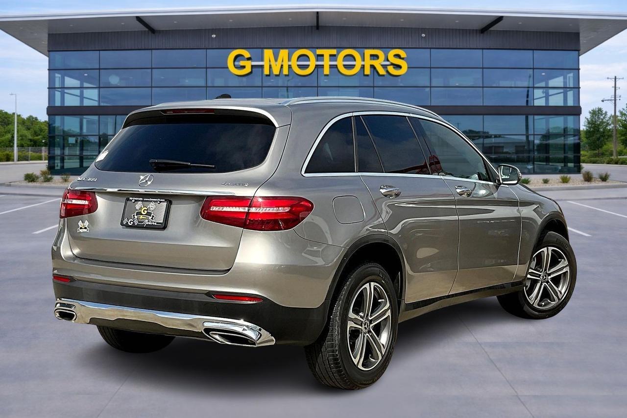 2019 MERCEDES-BENZ GLC 300 4MATIC Houston TX