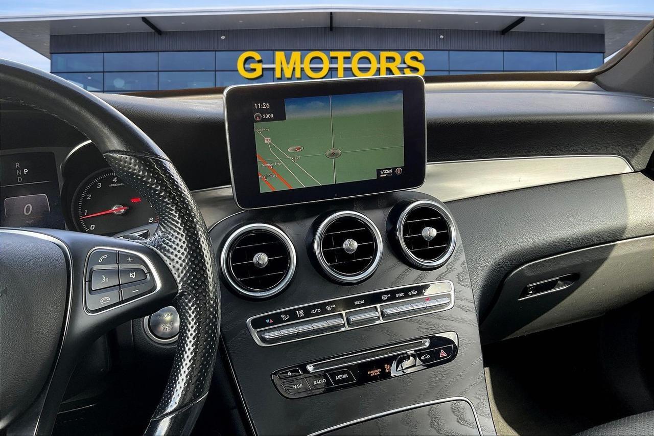 2019 MERCEDES-BENZ GLC 300 4MATIC Houston TX