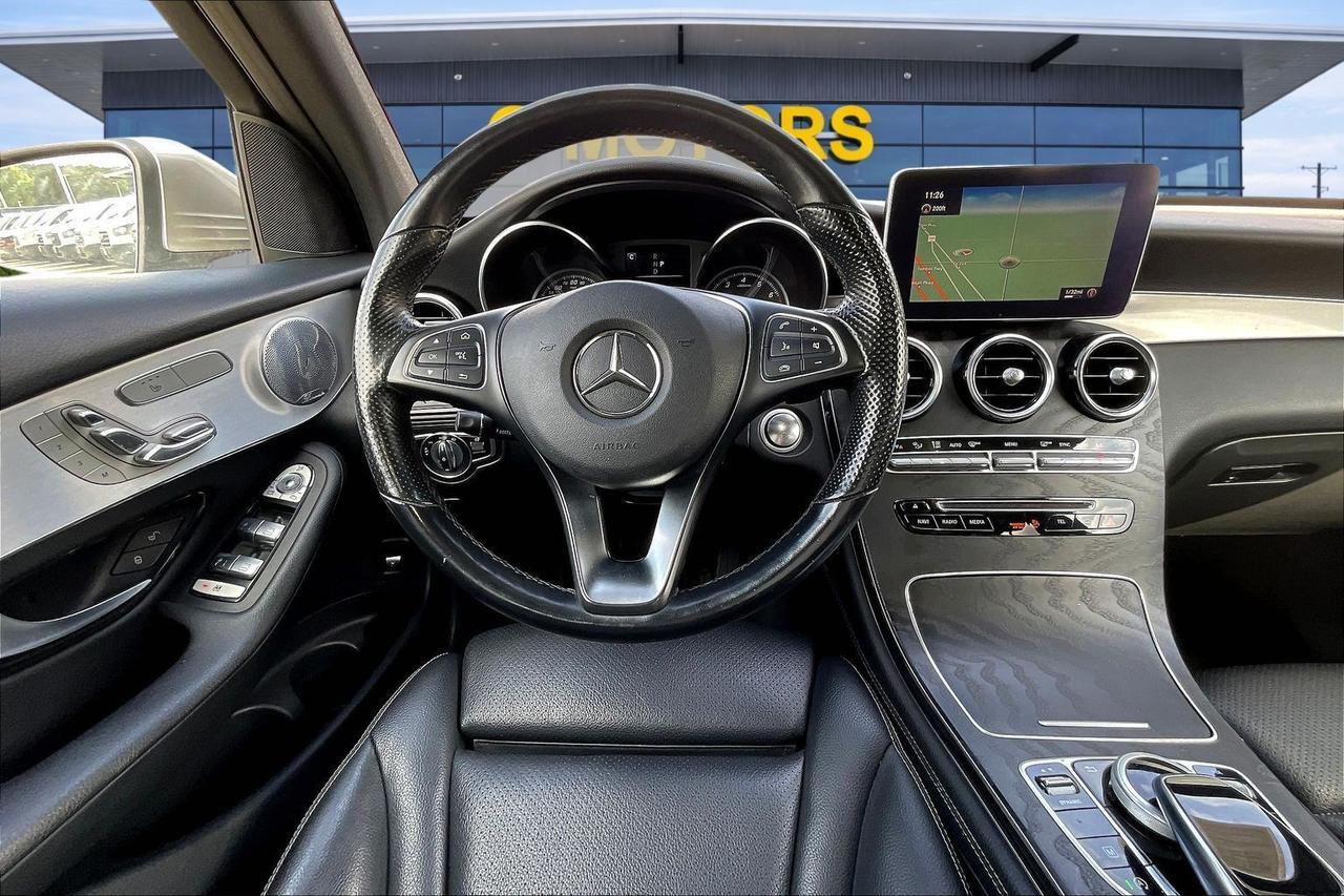 2019 MERCEDES-BENZ GLC 300 4MATIC Houston TX