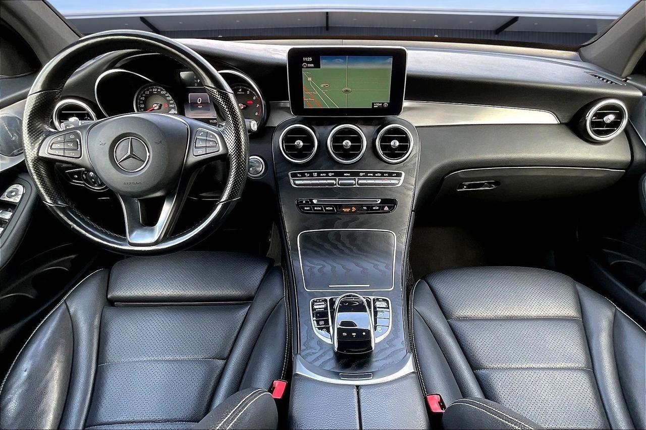 2019 MERCEDES-BENZ GLC 300 4MATIC Houston TX